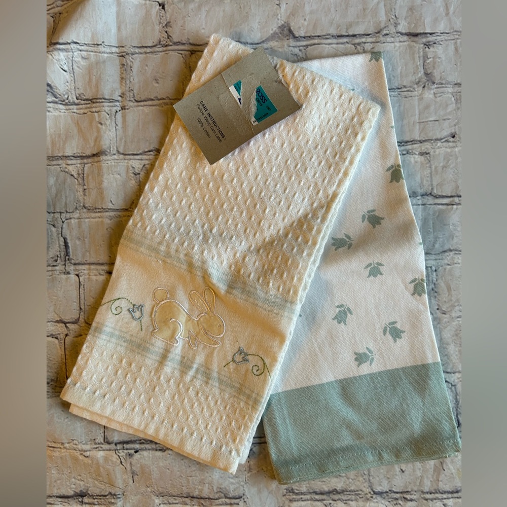 FINE LIVING SET OF 2 EASTER KITCHEN TOWELS 100% COTTON
